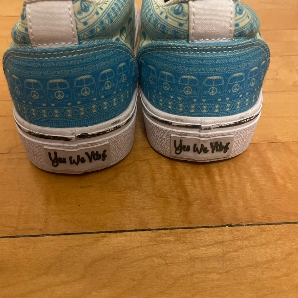 Yes We Vibe Turquoise Peace Sign & V Peace Slip-On Sneakers